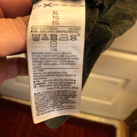 Tank top - Picture 2 of 2